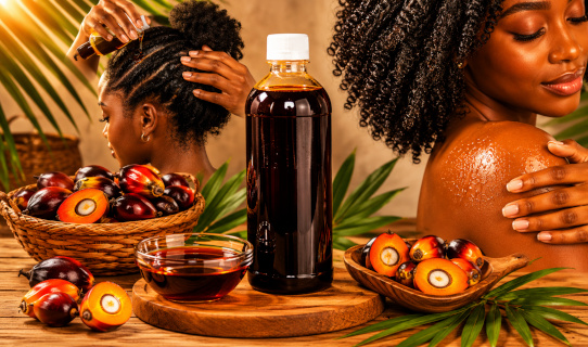 Huile de palmiste naturelle KOKOLUX pour cheveux africains et peau sèche